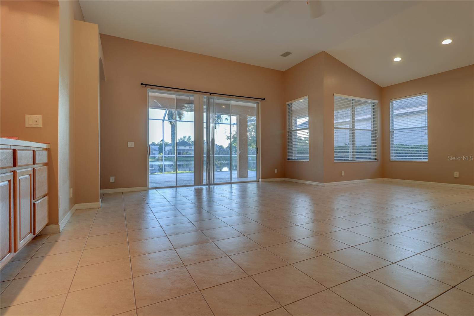 ARBOR GREENE PH 7 UNIT 1 - Residential Lease