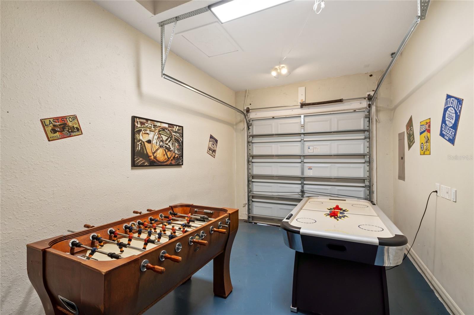 TUSCAN HILLS - Residential