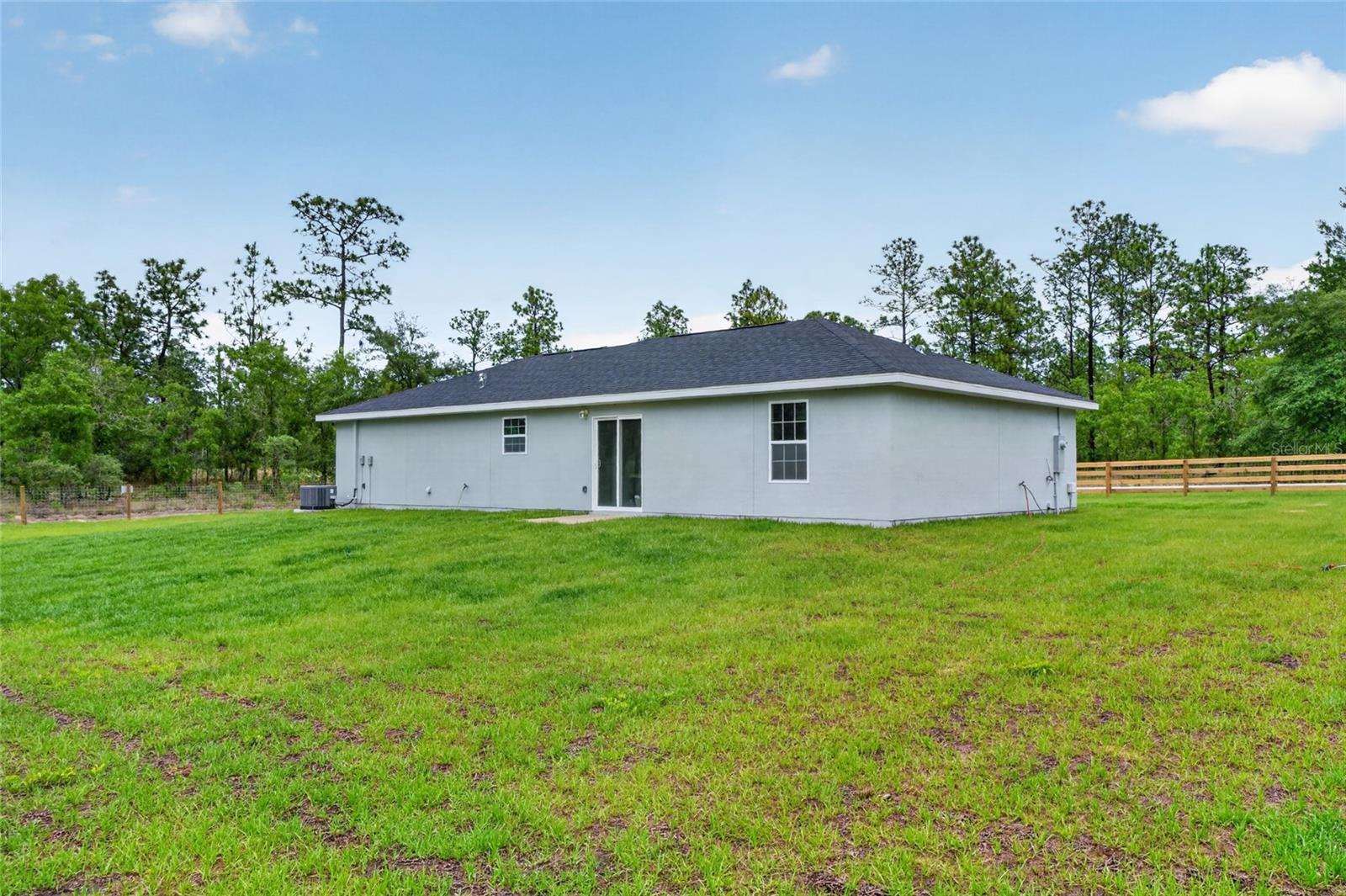 RAINBOW LAKES ESTATE - Residential