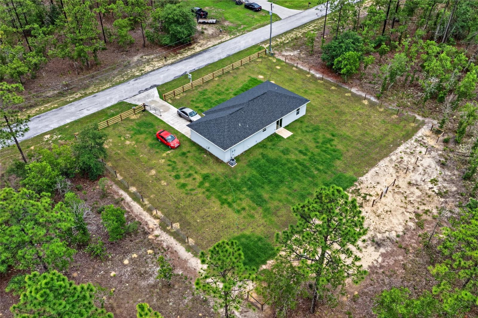 RAINBOW LAKES ESTATE - Residential