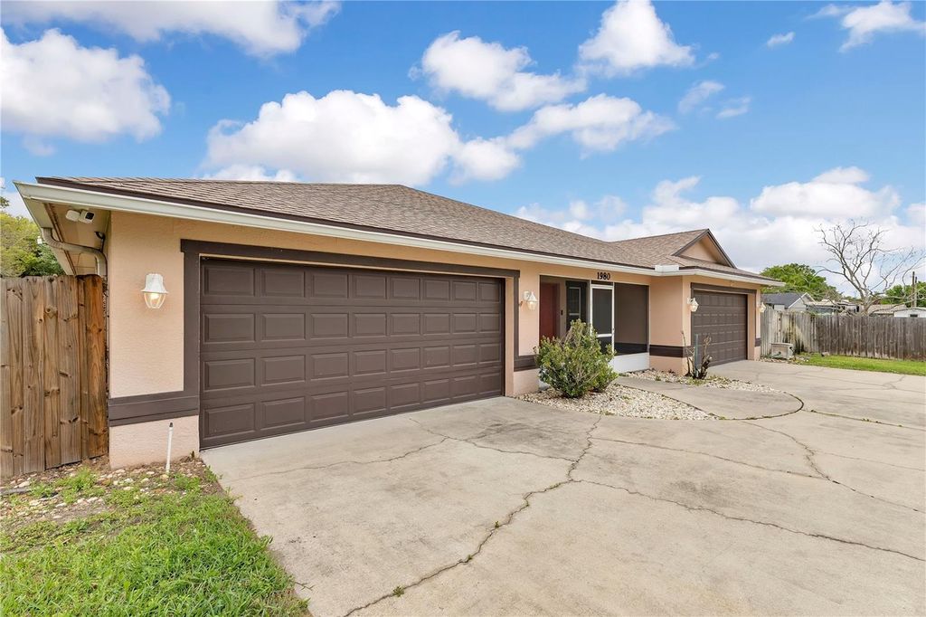 Photo of 1980 Summer Court, Kissimmee, FL 34744 (MLS # O6392643)