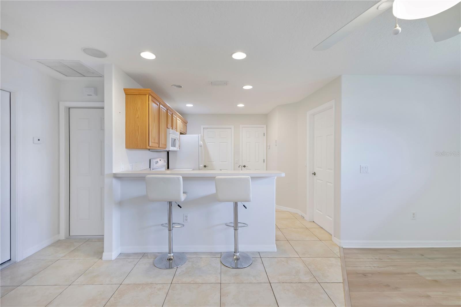 MEADOW SPGS - Residential