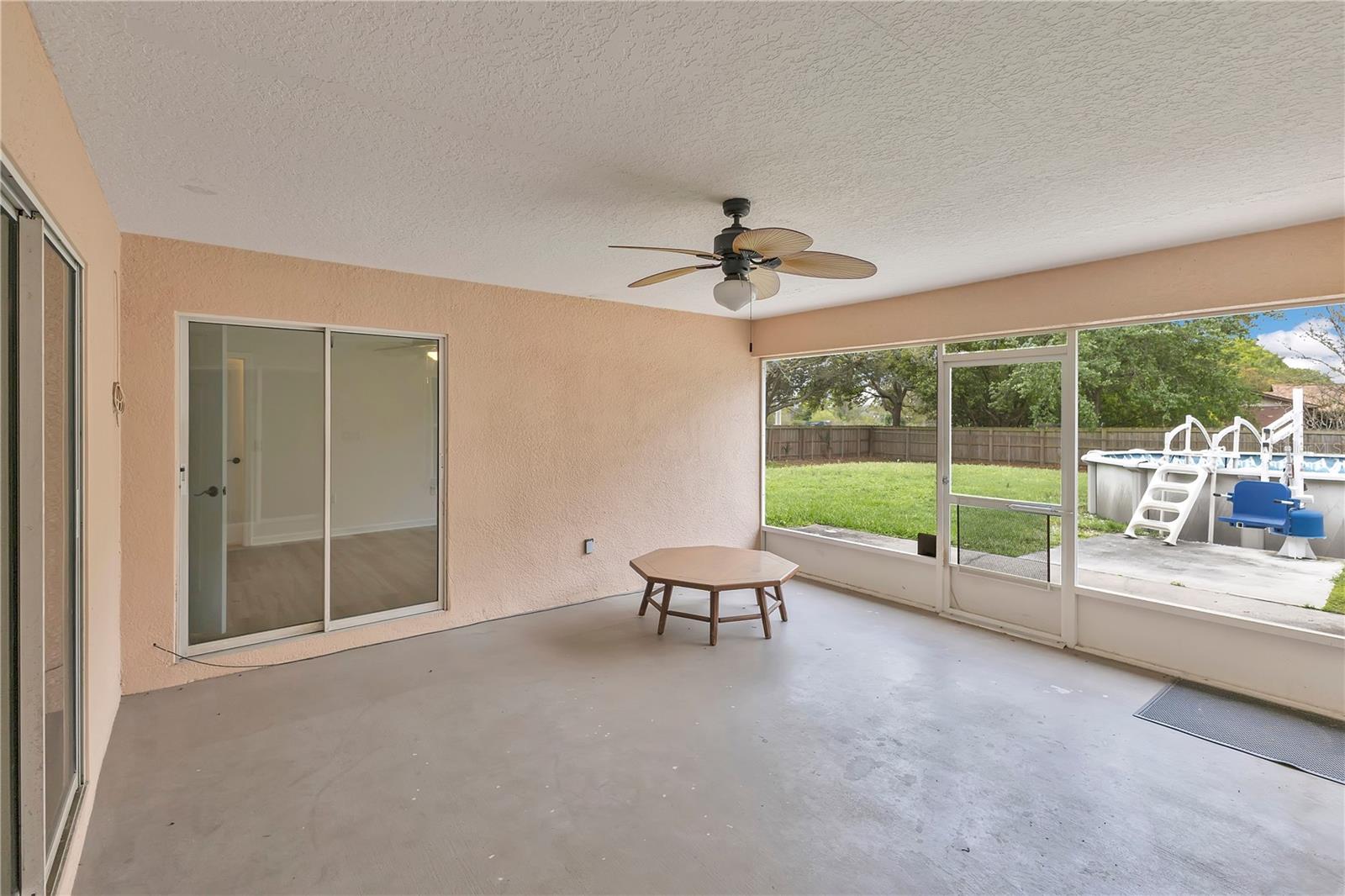 MEADOW SPGS - Residential