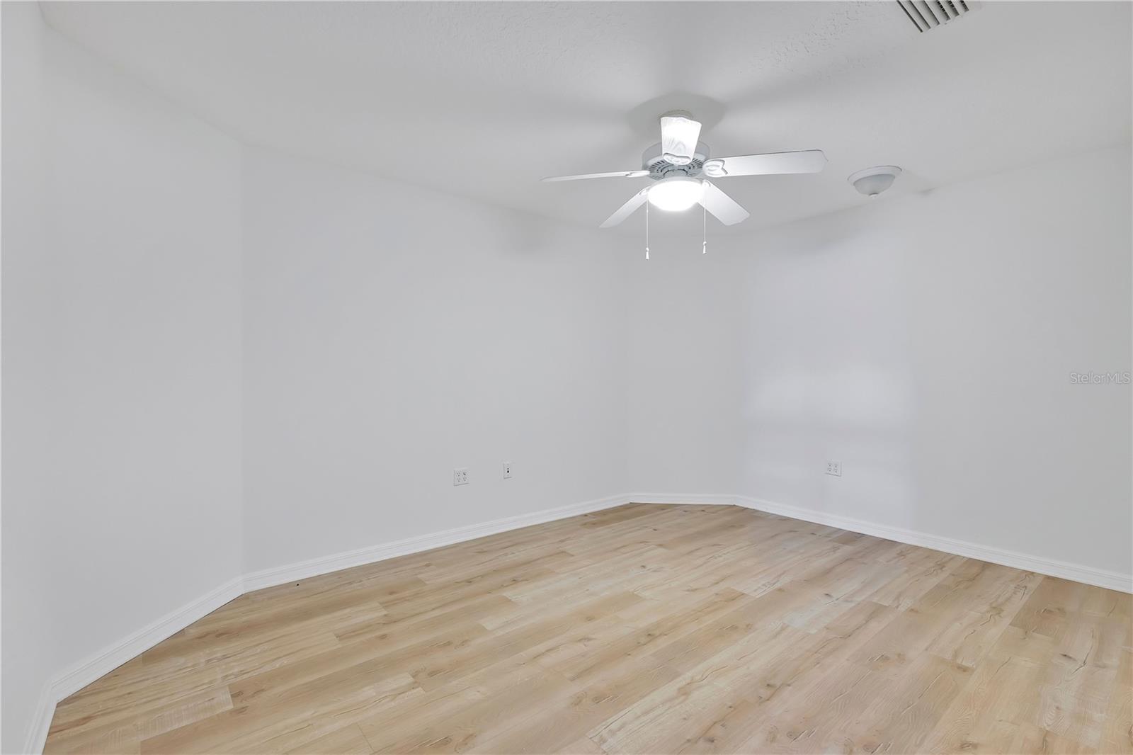 MEADOW SPGS - Residential