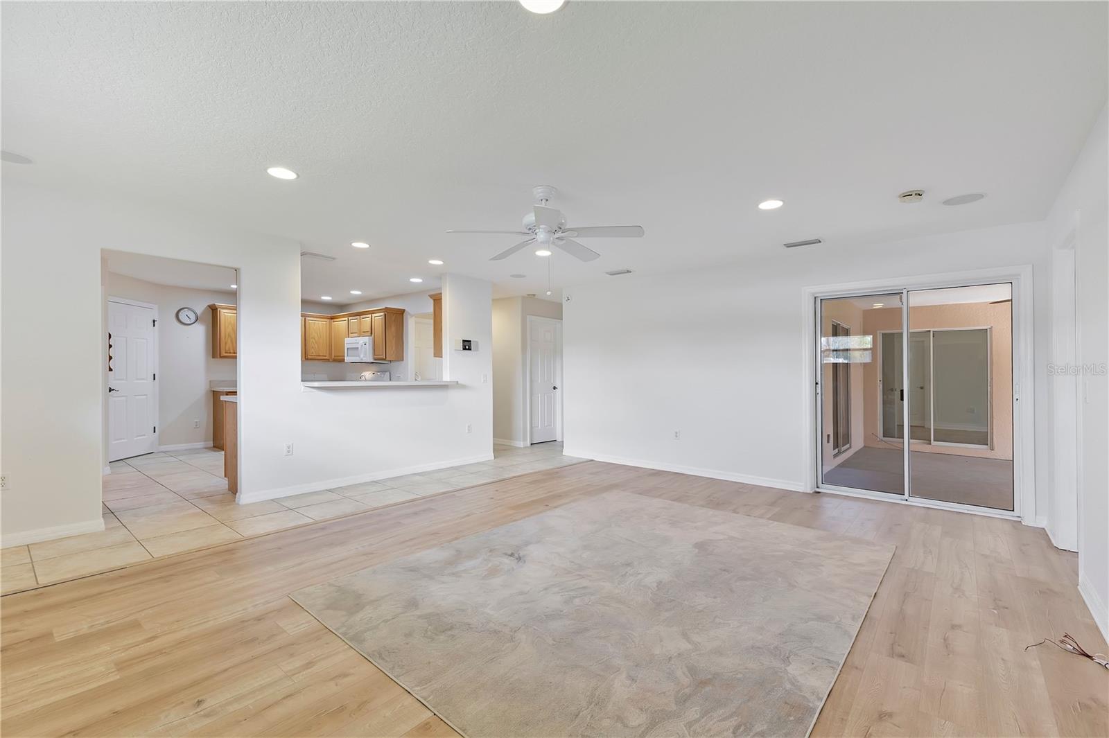 MEADOW SPGS - Residential