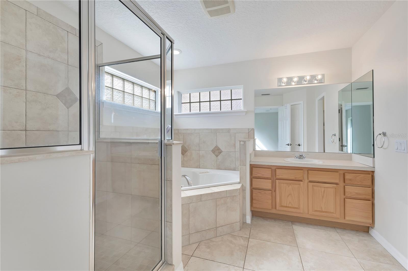 MEADOW SPGS - Residential