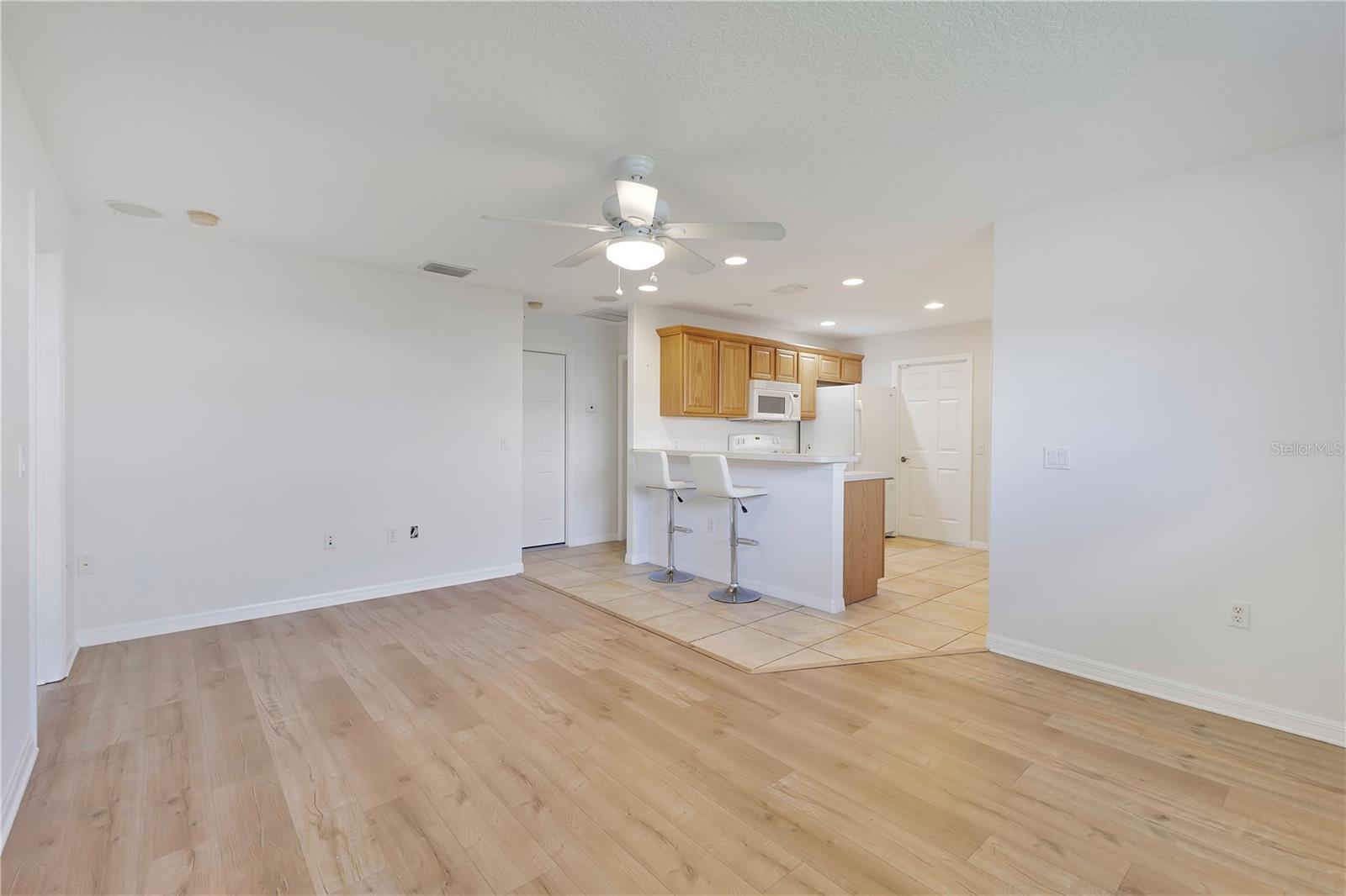 MEADOW SPGS - Residential