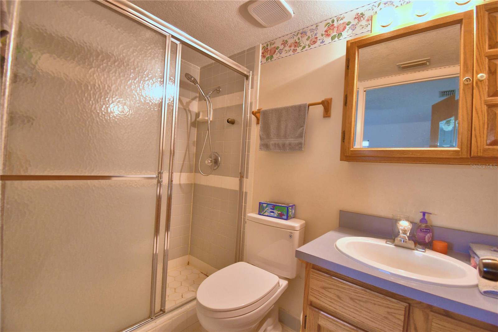 HATCHINEHA ESTATES - Residential