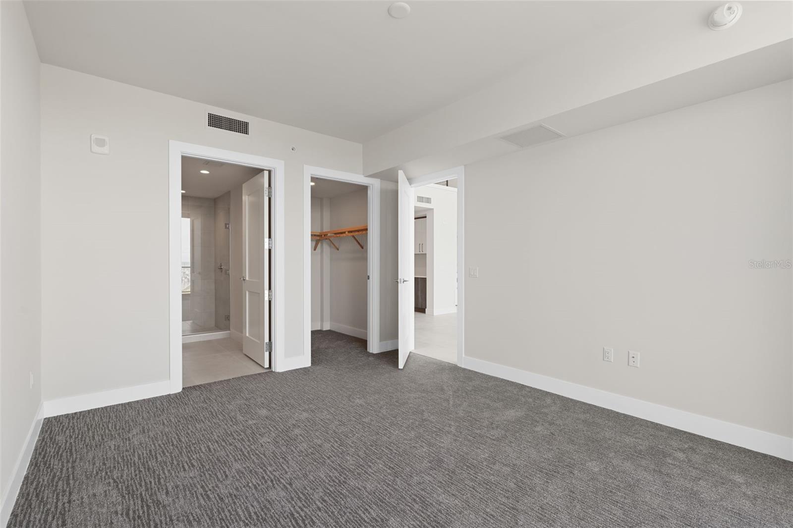 SALTAIRE ST PETERSBURG - Residential