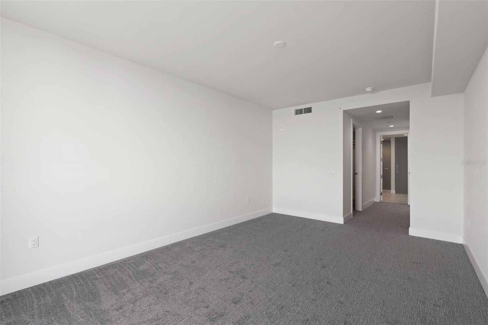 SALTAIRE ST PETERSBURG - Residential