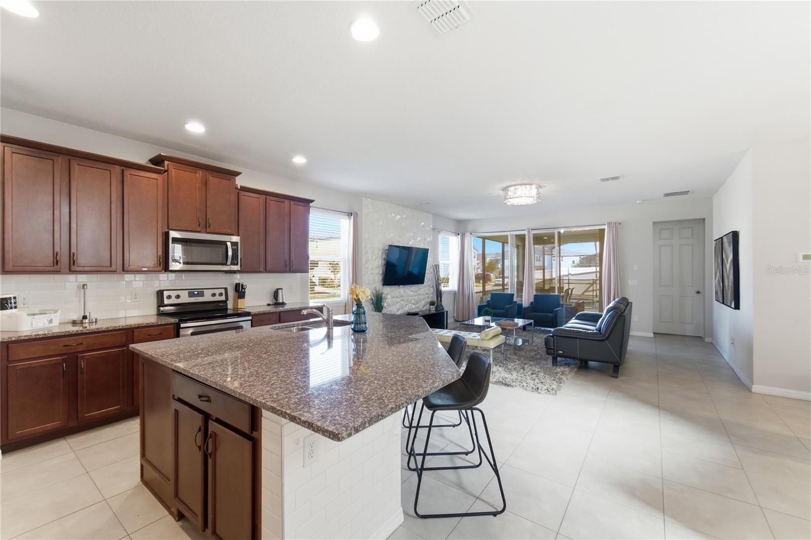 SOLARA RESORT - Residential