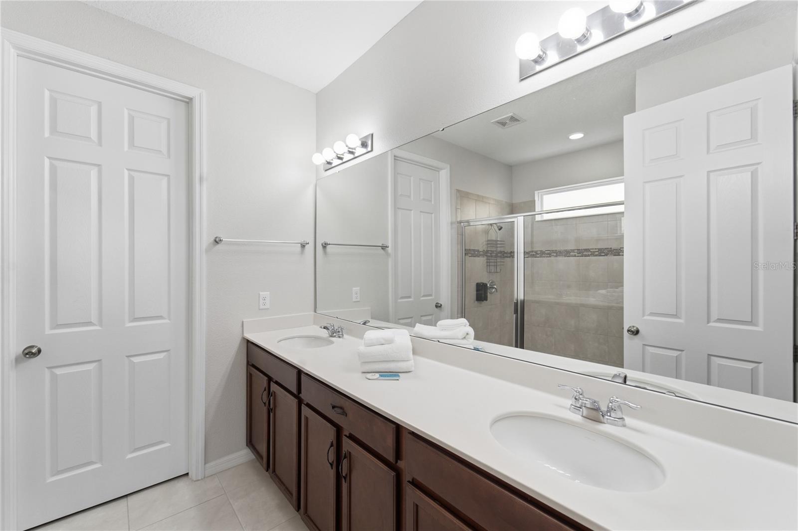 SOLARA RESORT - Residential