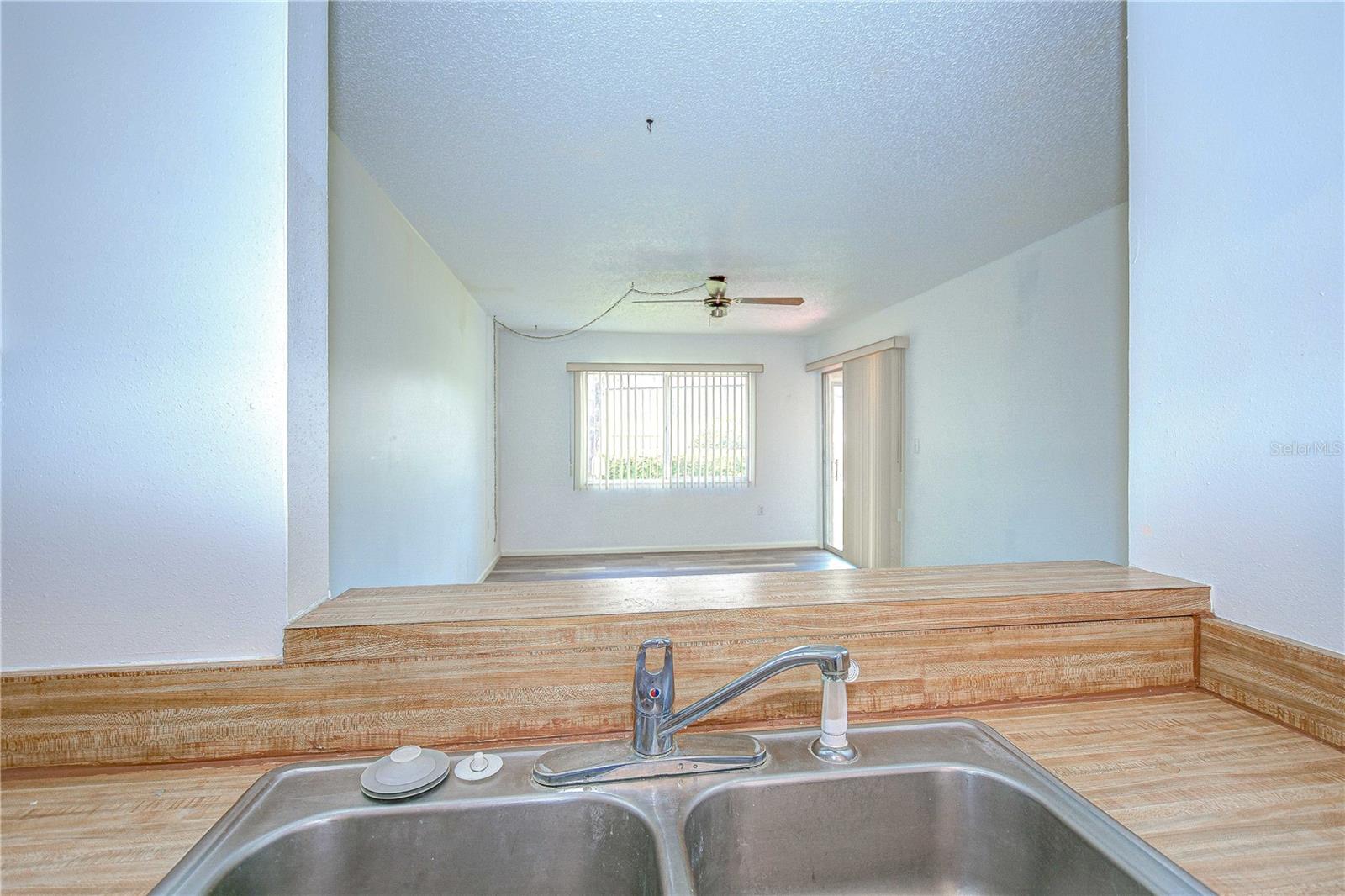 DEERWOOD GARDENS UNIT ONE - Residential