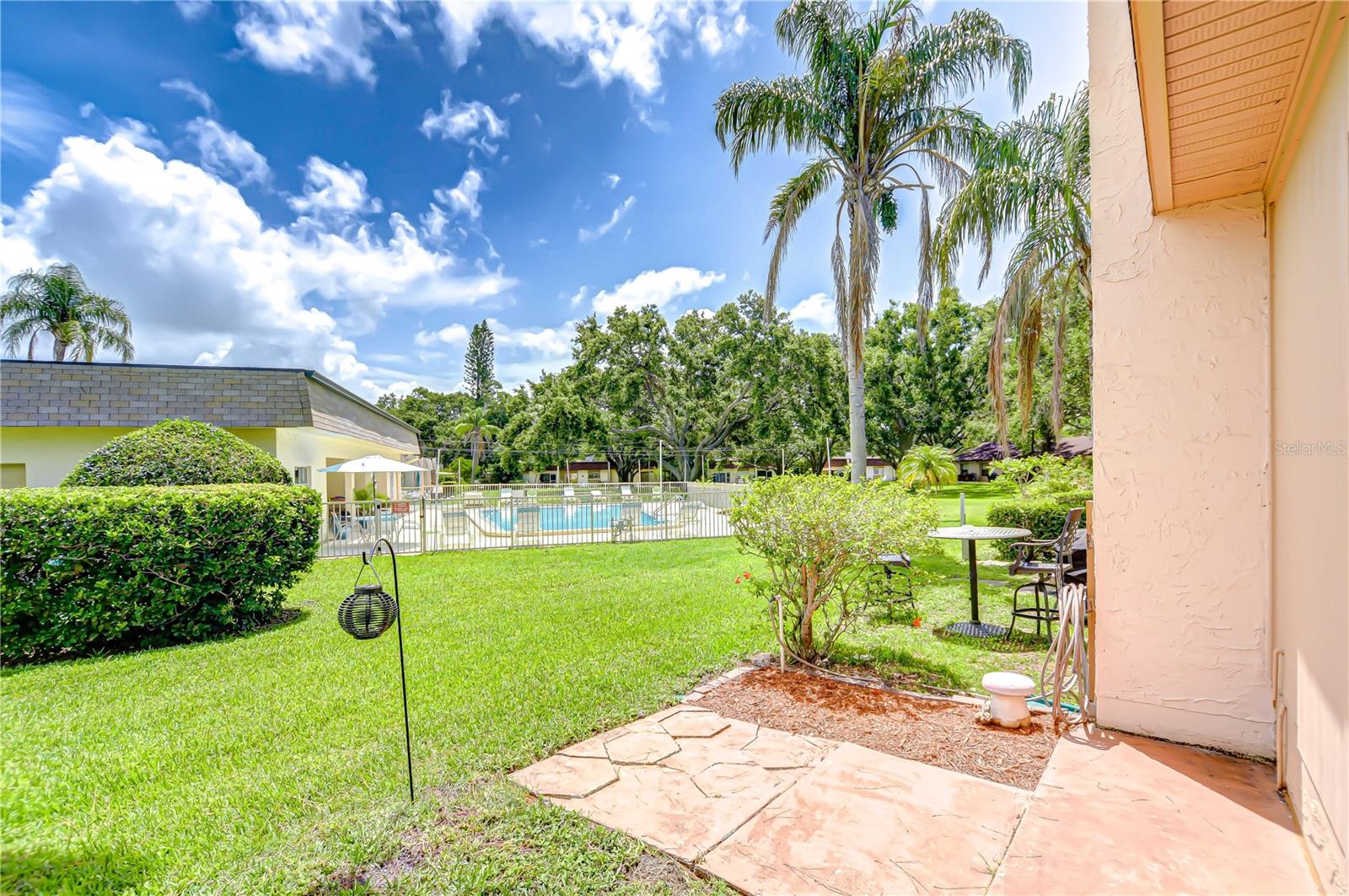 DEERWOOD GARDENS UNIT ONE - Residential