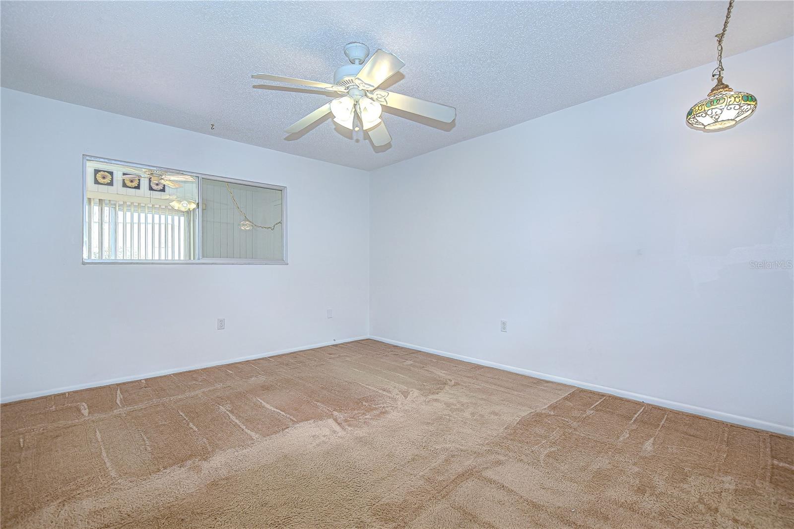 DEERWOOD GARDENS UNIT ONE - Residential