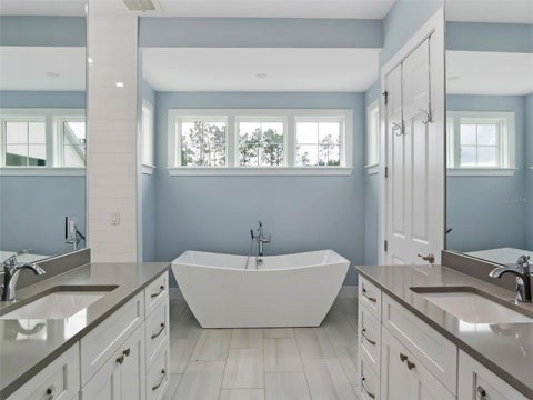 Tiny photo for 7956 Lake Nellie Road, Clermont, FL 34714 (MLS # G5117462)