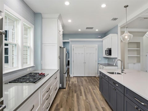 Tiny photo for 7956 Lake Nellie Road, Clermont, FL 34714 (MLS # G5117462)