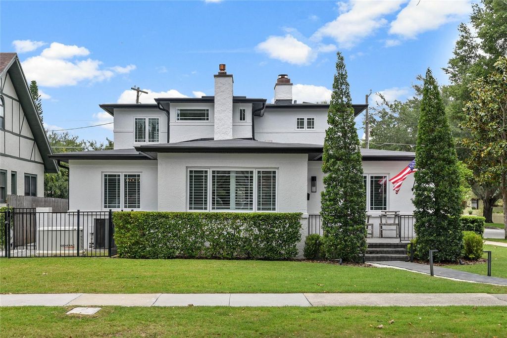 Photo of 505 Westminster Street, Orlando, FL 32803 (MLS # O6404982)