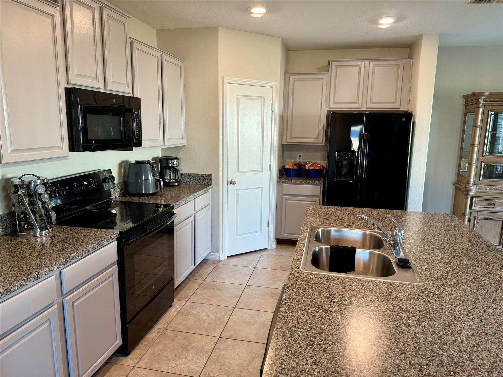 AYERSWORTH GLEN PH 3B - Residential