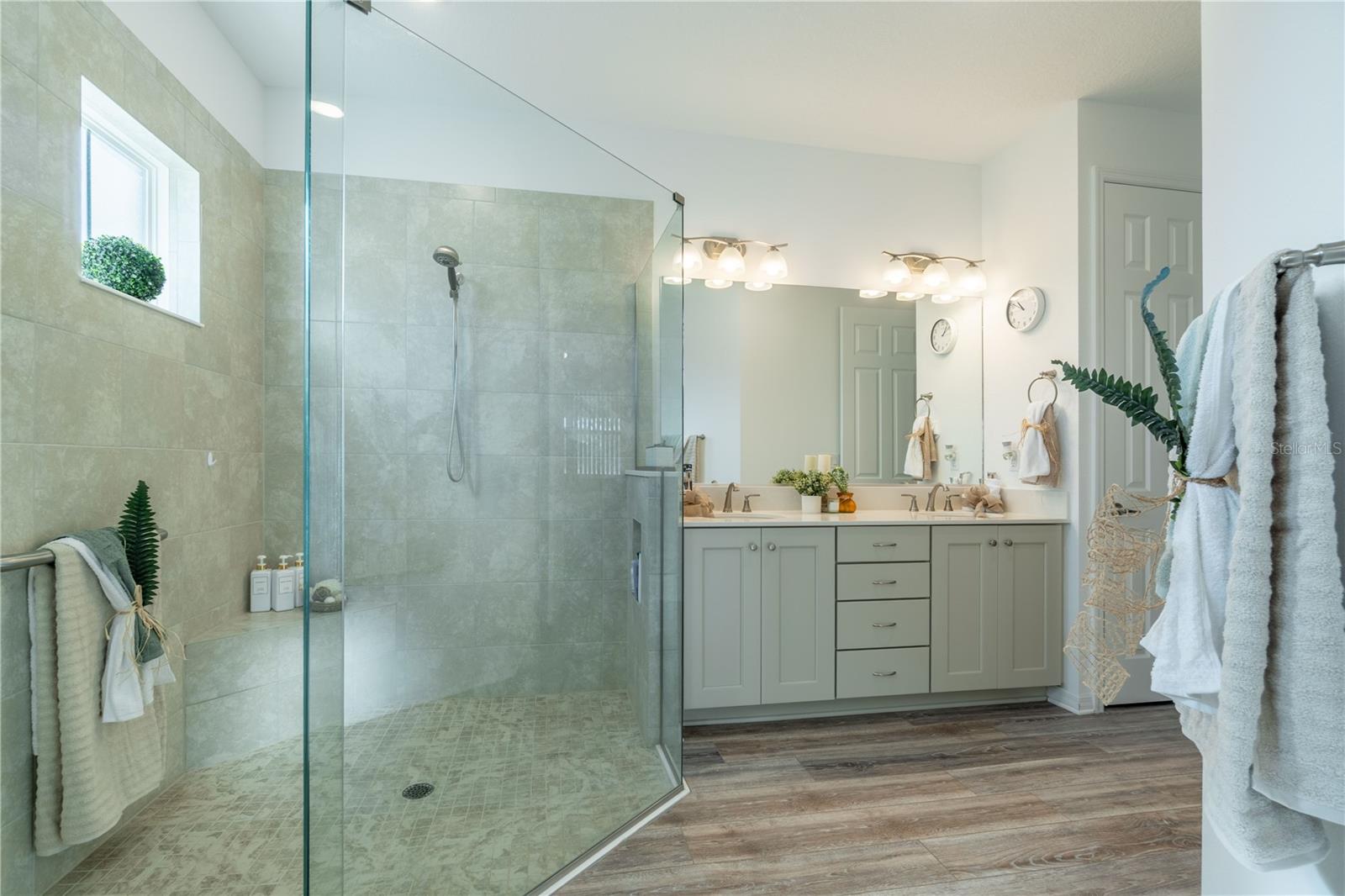 LONGLEAF RDG PH - Residential