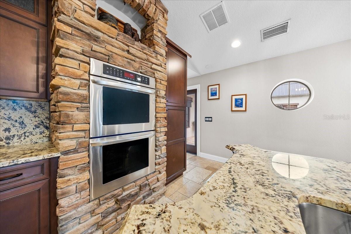 PARADISE COUNTRY CLUB UNIT 03 - Residential