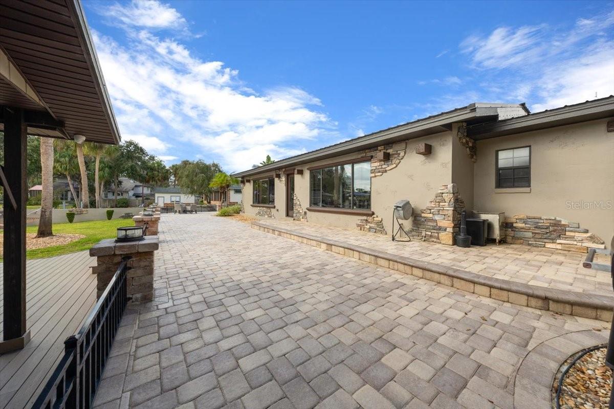 PARADISE COUNTRY CLUB UNIT 03 - Residential