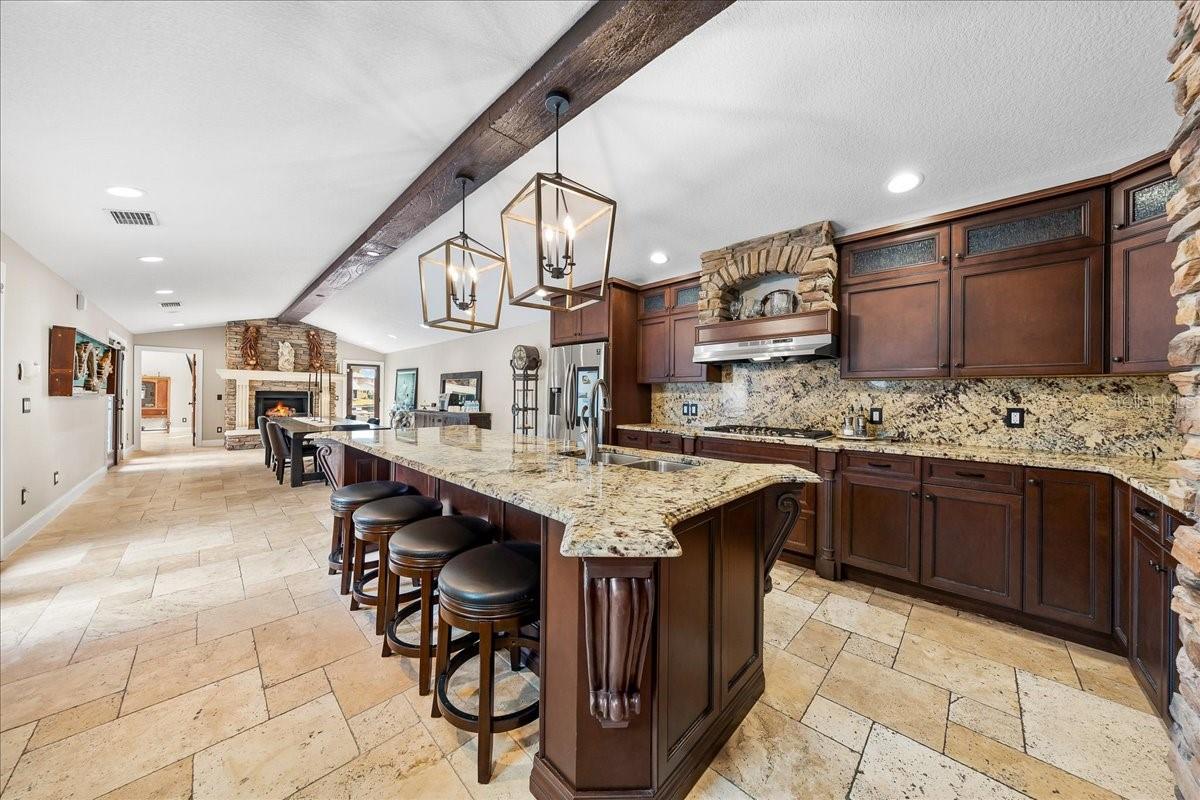 PARADISE COUNTRY CLUB UNIT 03 - Residential