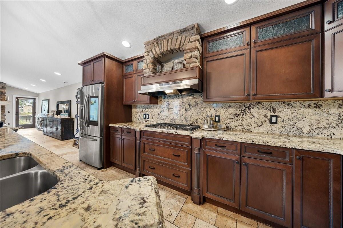 PARADISE COUNTRY CLUB UNIT 03 - Residential