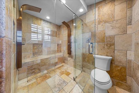 Tiny photo for 452 SE Paradise Point Road, Crystal River, FL 34429 (MLS # O6376601)