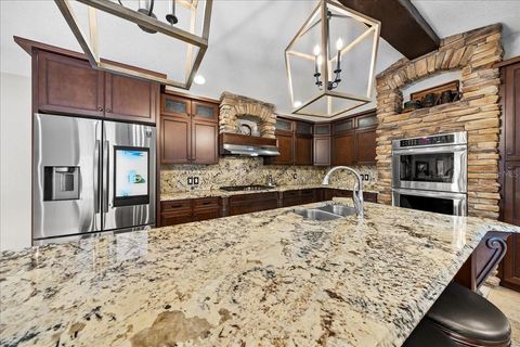 Tiny photo for 452 SE Paradise Point Road, Crystal River, FL 34429 (MLS # O6376601)