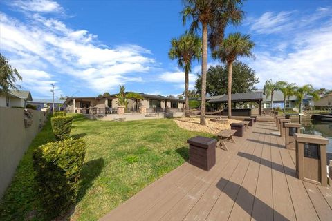 Tiny photo for 452 SE Paradise Point Road, Crystal River, FL 34429 (MLS # O6376601)