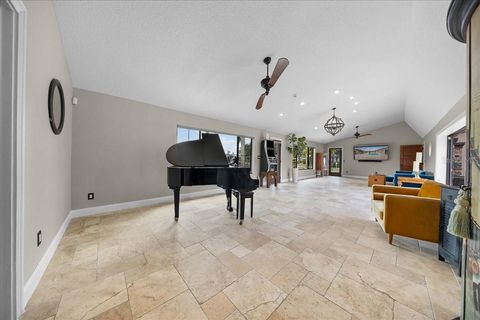 Tiny photo for 452 SE Paradise Point Road, Crystal River, FL 34429 (MLS # O6376601)