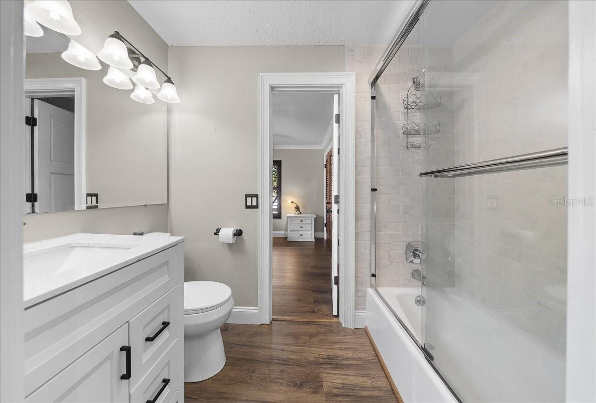 PARADISE COUNTRY CLUB UNIT 03 - Residential