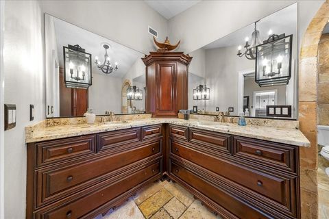 Tiny photo for 452 SE Paradise Point Road, Crystal River, FL 34429 (MLS # O6376601)