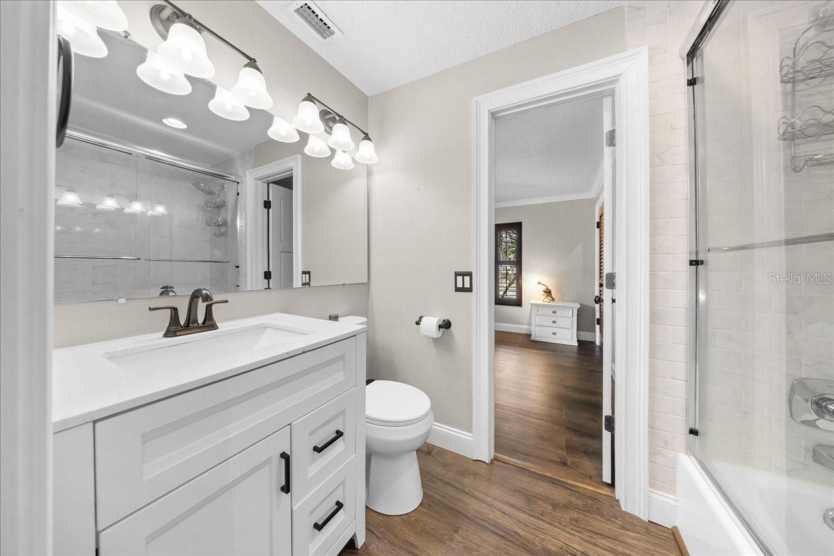 PARADISE COUNTRY CLUB UNIT 03 - Residential