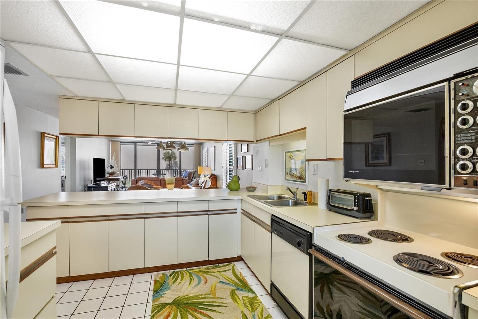 6480 MIDNIGHT PASS ROAD 311