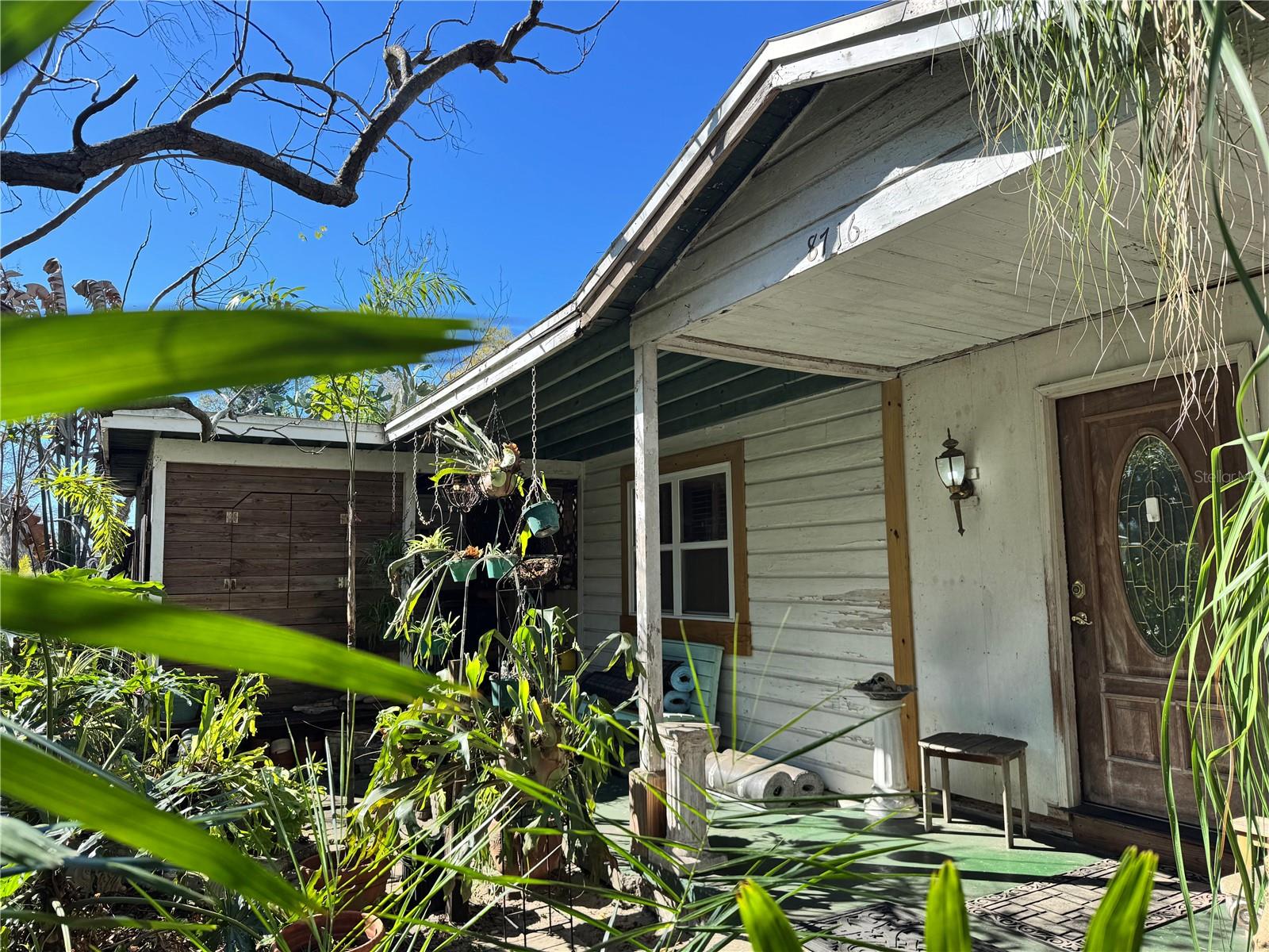 8716 N TEMPLE AVENUE