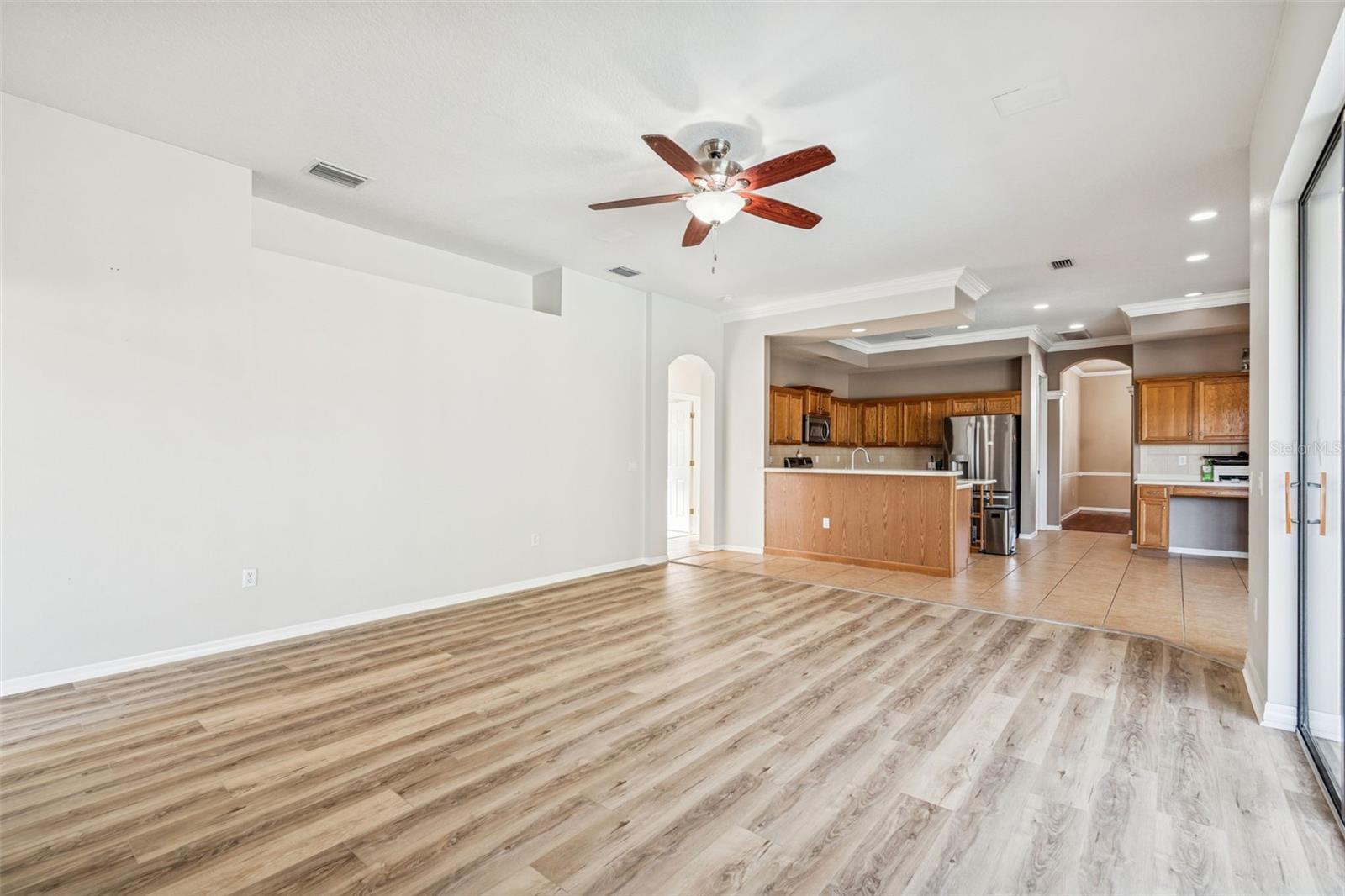 WILLOW RUN - Residential