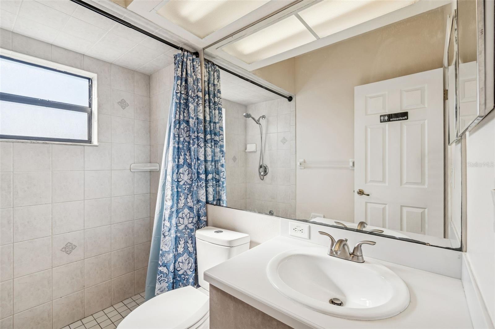 WILLOW RUN - Residential