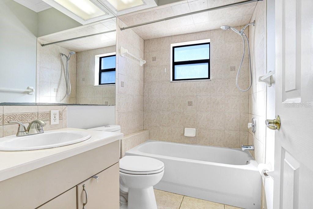 WILLOW RUN - Residential