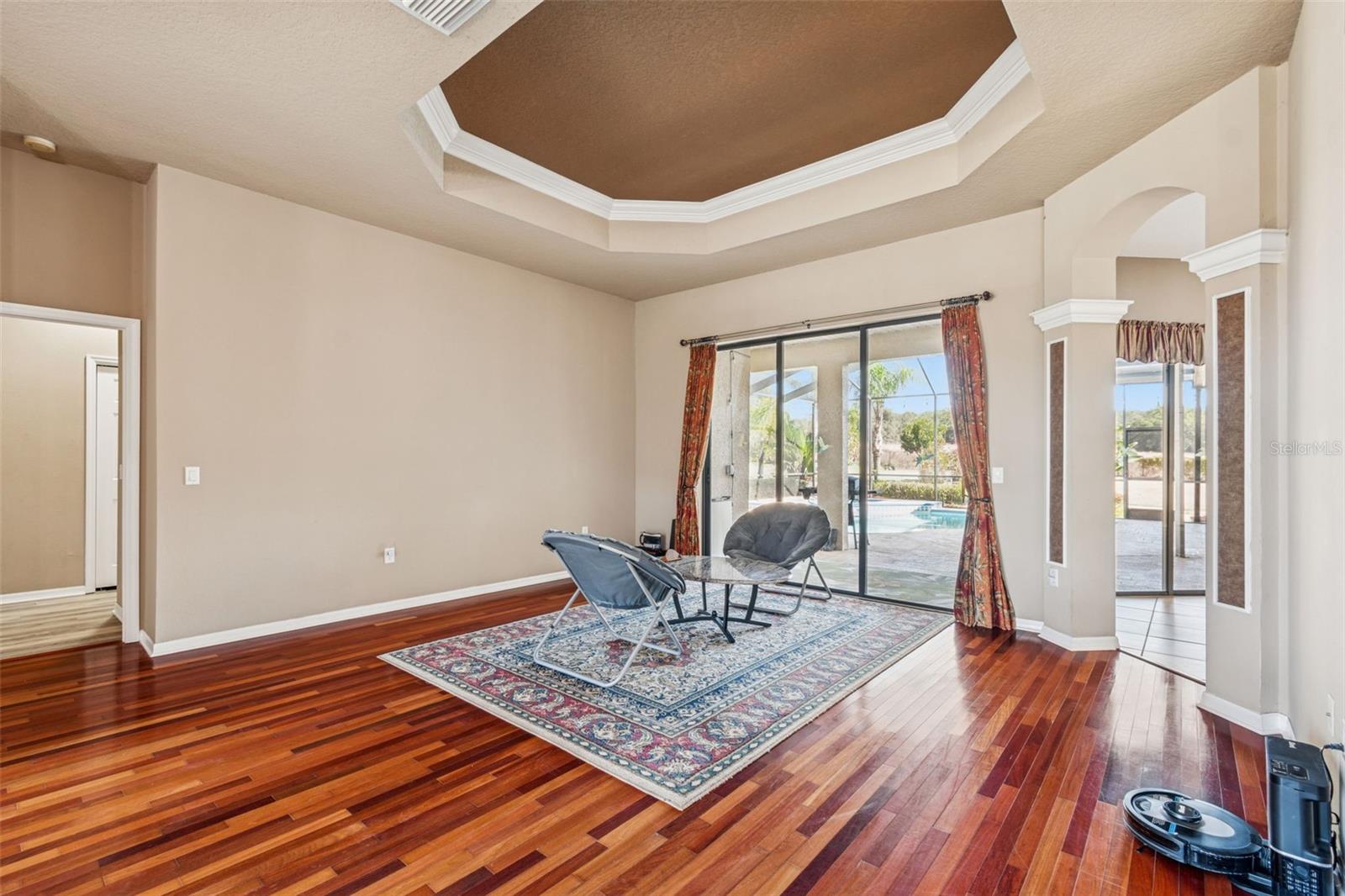 WILLOW RUN - Residential