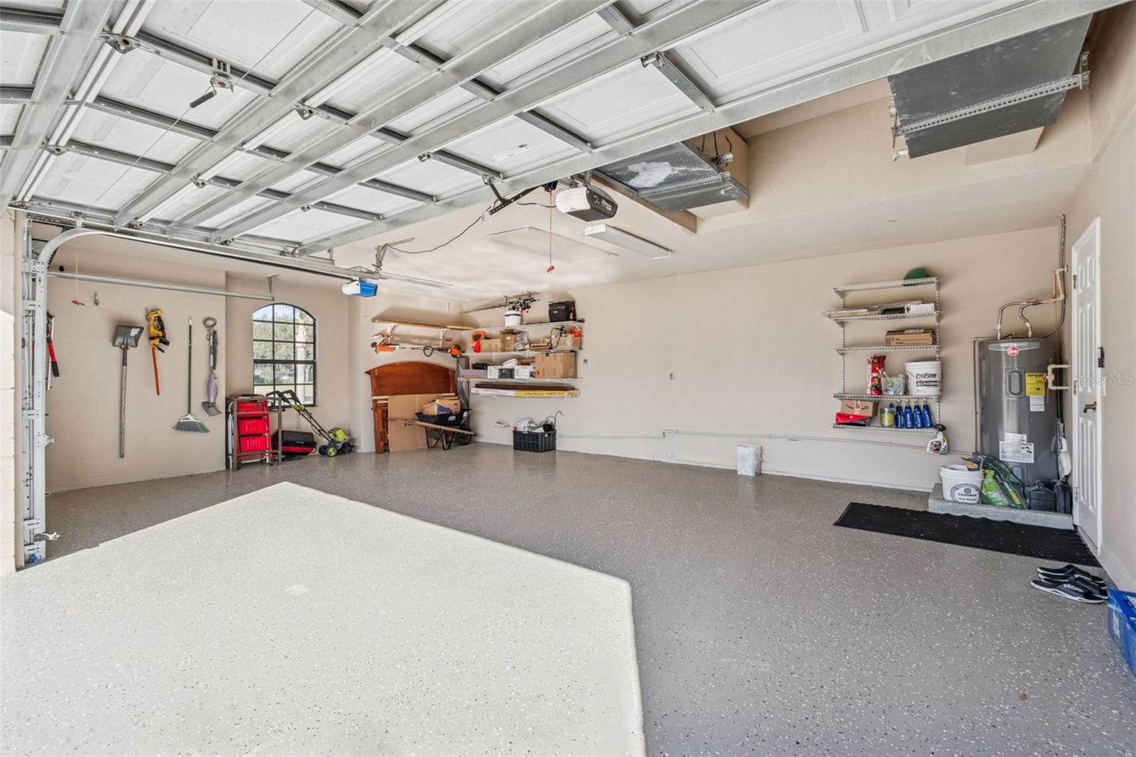 WILLOW RUN - Residential