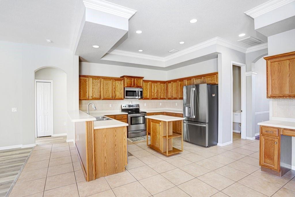 WILLOW RUN - Residential