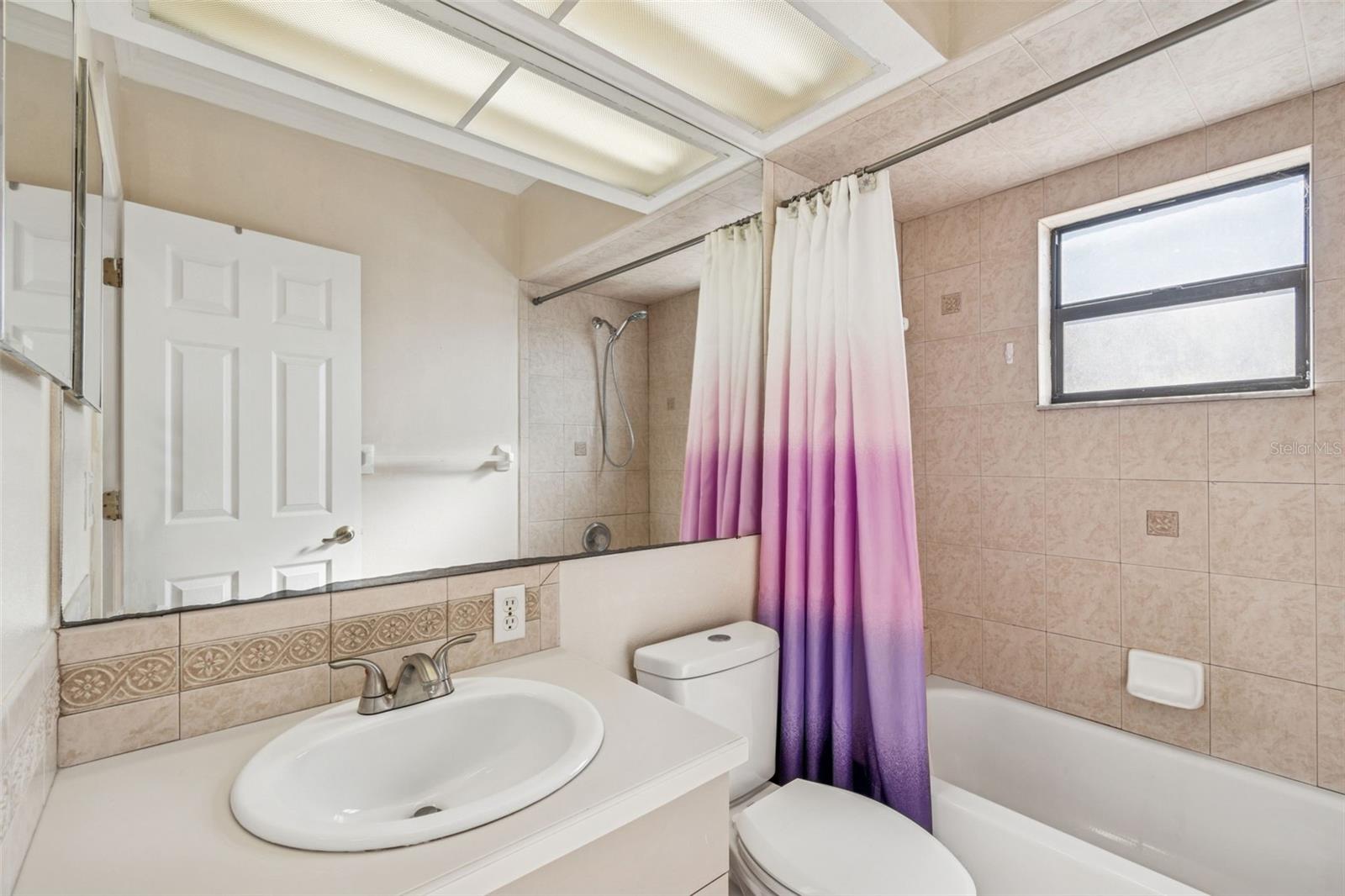 WILLOW RUN - Residential