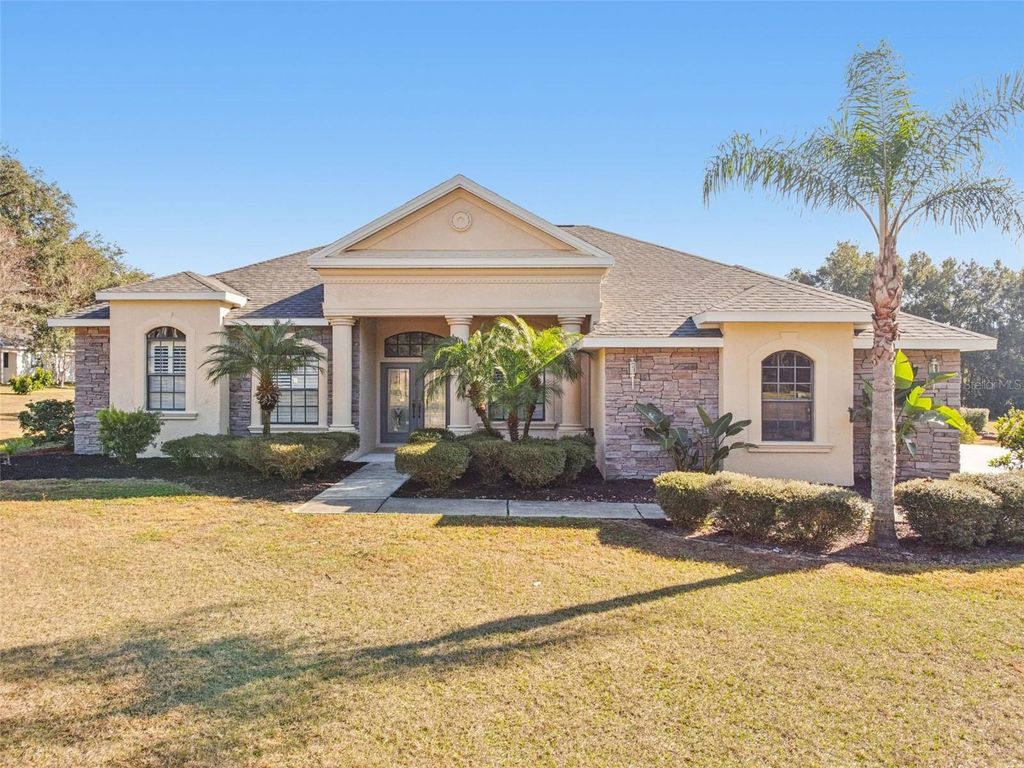Photo of 14308 Willow Run, Dade City, FL 33523 (MLS # O6371736)