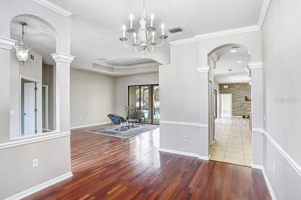 WILLOW RUN - Residential