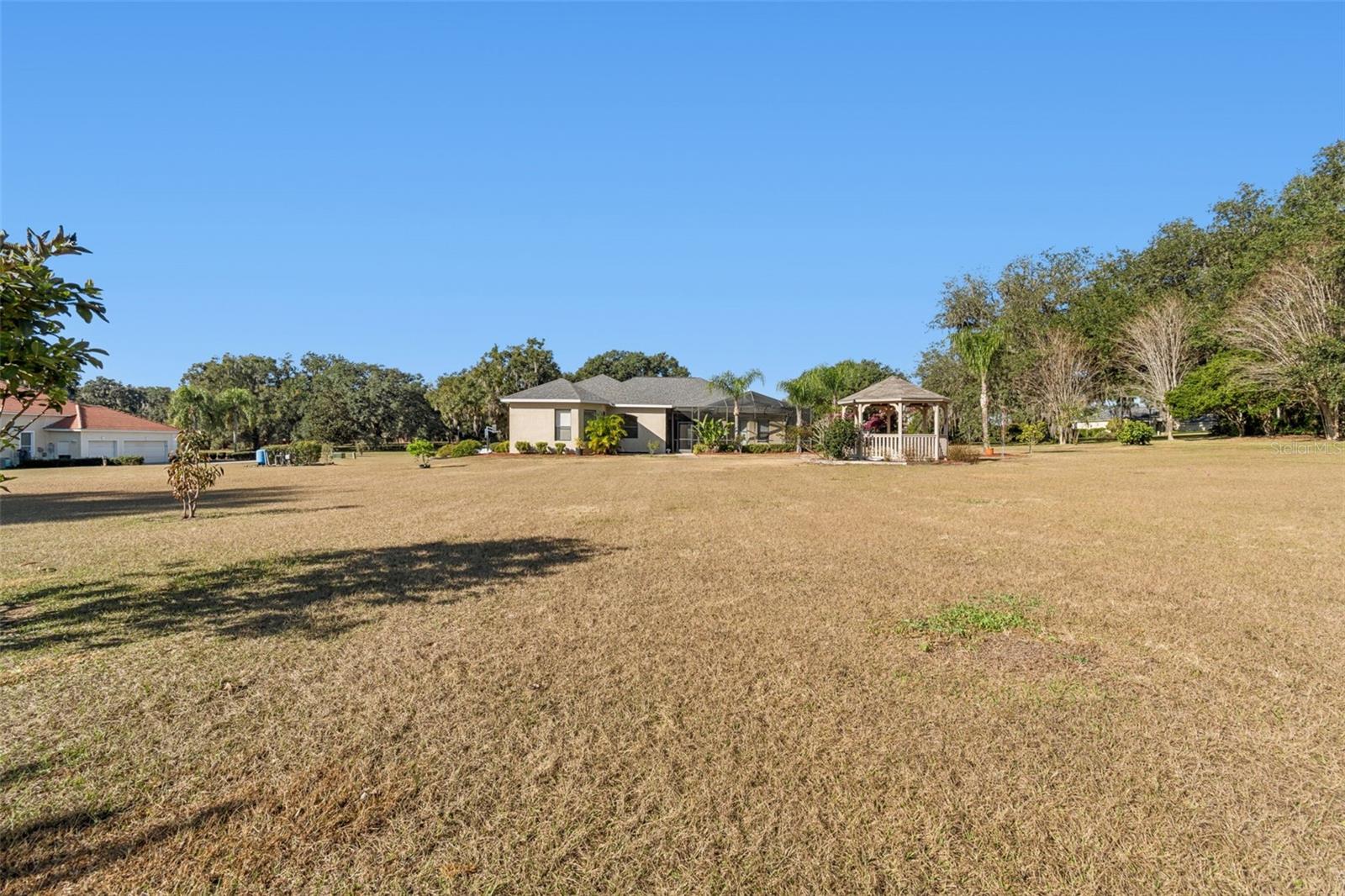 WILLOW RUN - Residential
