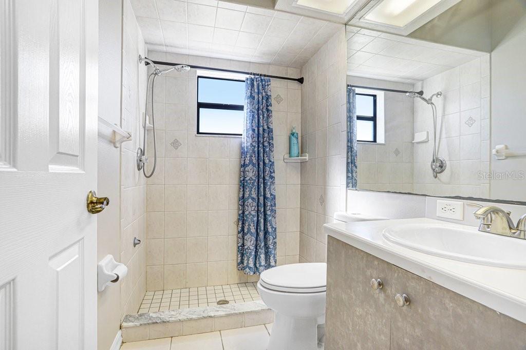 WILLOW RUN - Residential