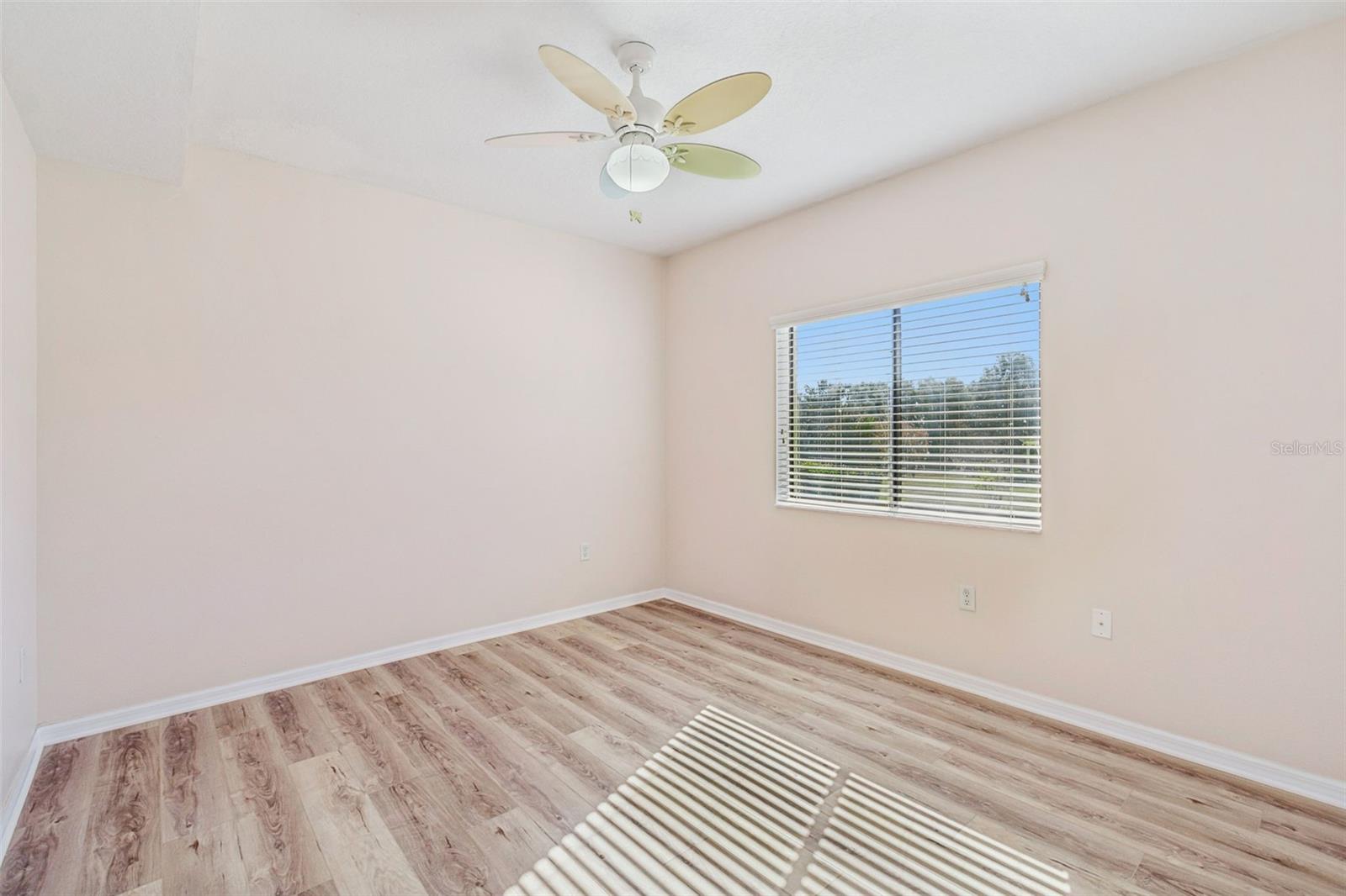 WILLOW RUN - Residential