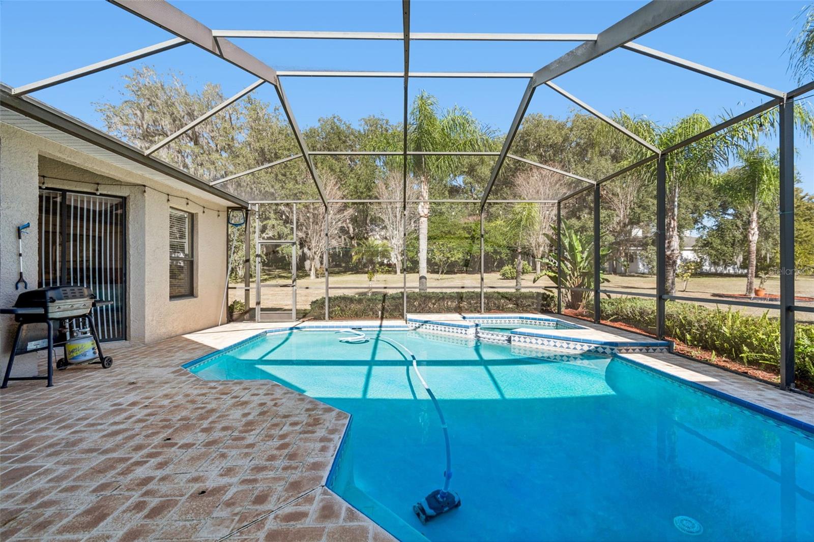 WILLOW RUN - Residential